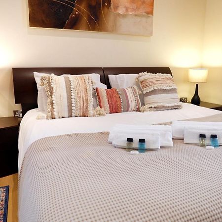 Stunning Apartment Close To Cambridge Station With Free Parking! Eksteriør bilde